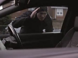Clever Thieves Use High-Tech gizmo to break into cars